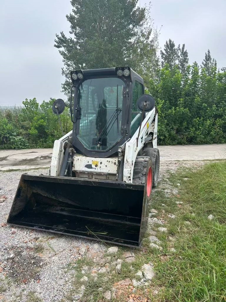 Bobcat S 450 - Mini chargeuse: photos 2 Bobcat S 450 - Mini chargeuse: photos 2