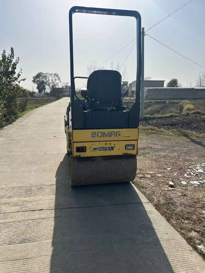 Bomag BW 100 AD - Rouleau compresseur: photos 4 Bomag BW 100 AD - Rouleau compresseur: photos 4