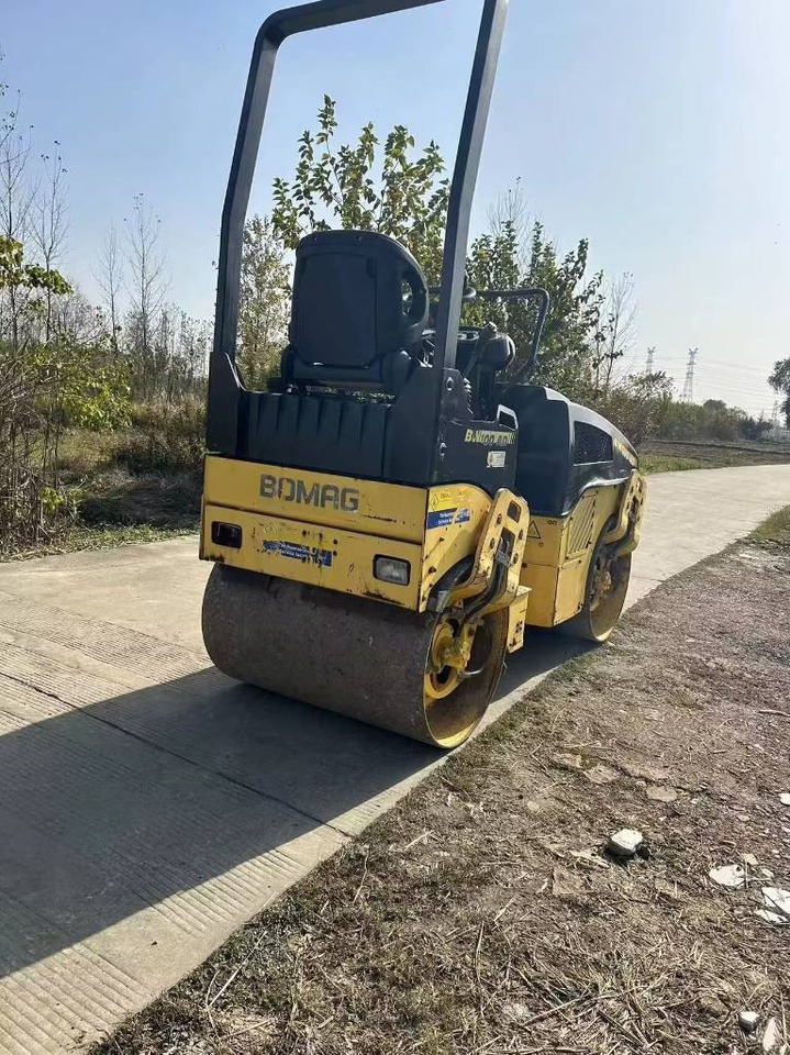 Bomag BW 100 AD - Rouleau compresseur: photos 2 Bomag BW 100 AD - Rouleau compresseur: photos 2
