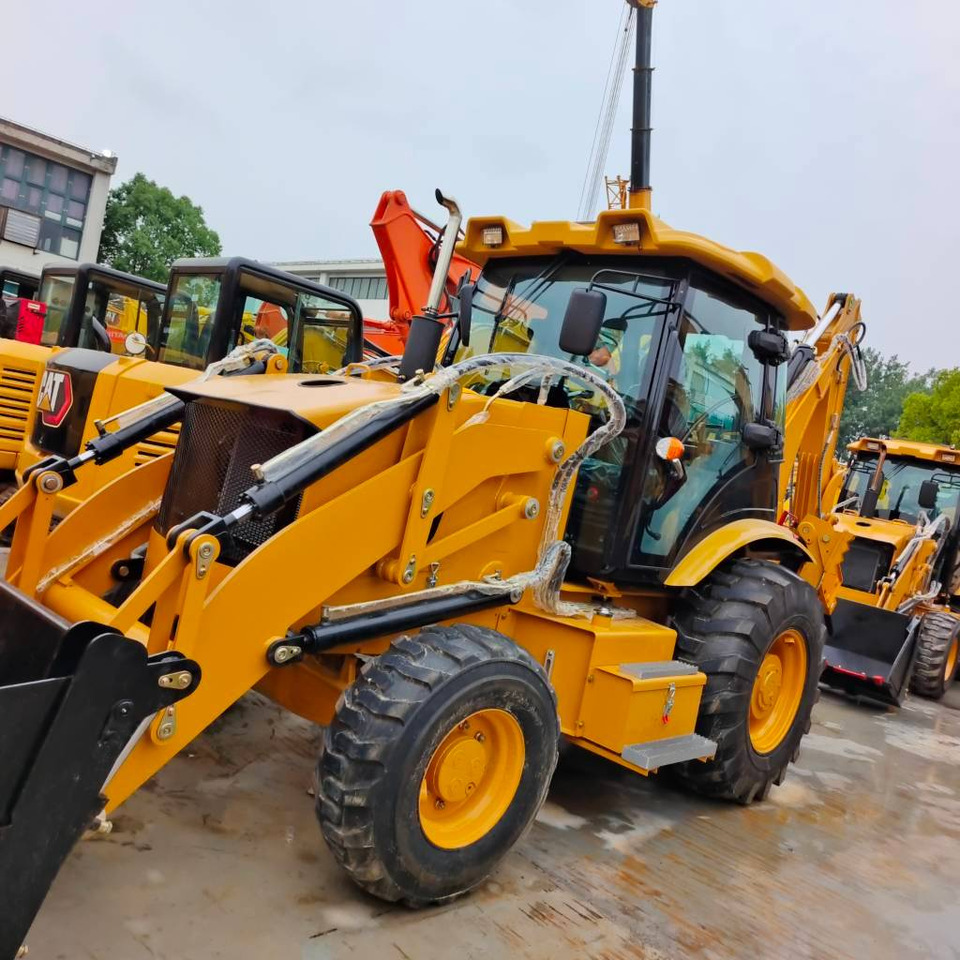 CAT 100% new caterpillar 420 F - Tractopelle: photos 3 CAT 100% new caterpillar 420 F - Tractopelle: photos 3