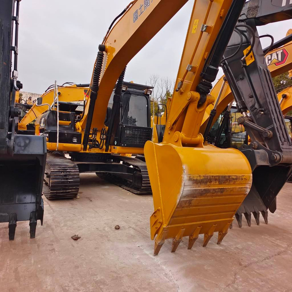CAT 320 D - Pelle sur chenille: photos 3 CAT 320 D - Pelle sur chenille: photos 3