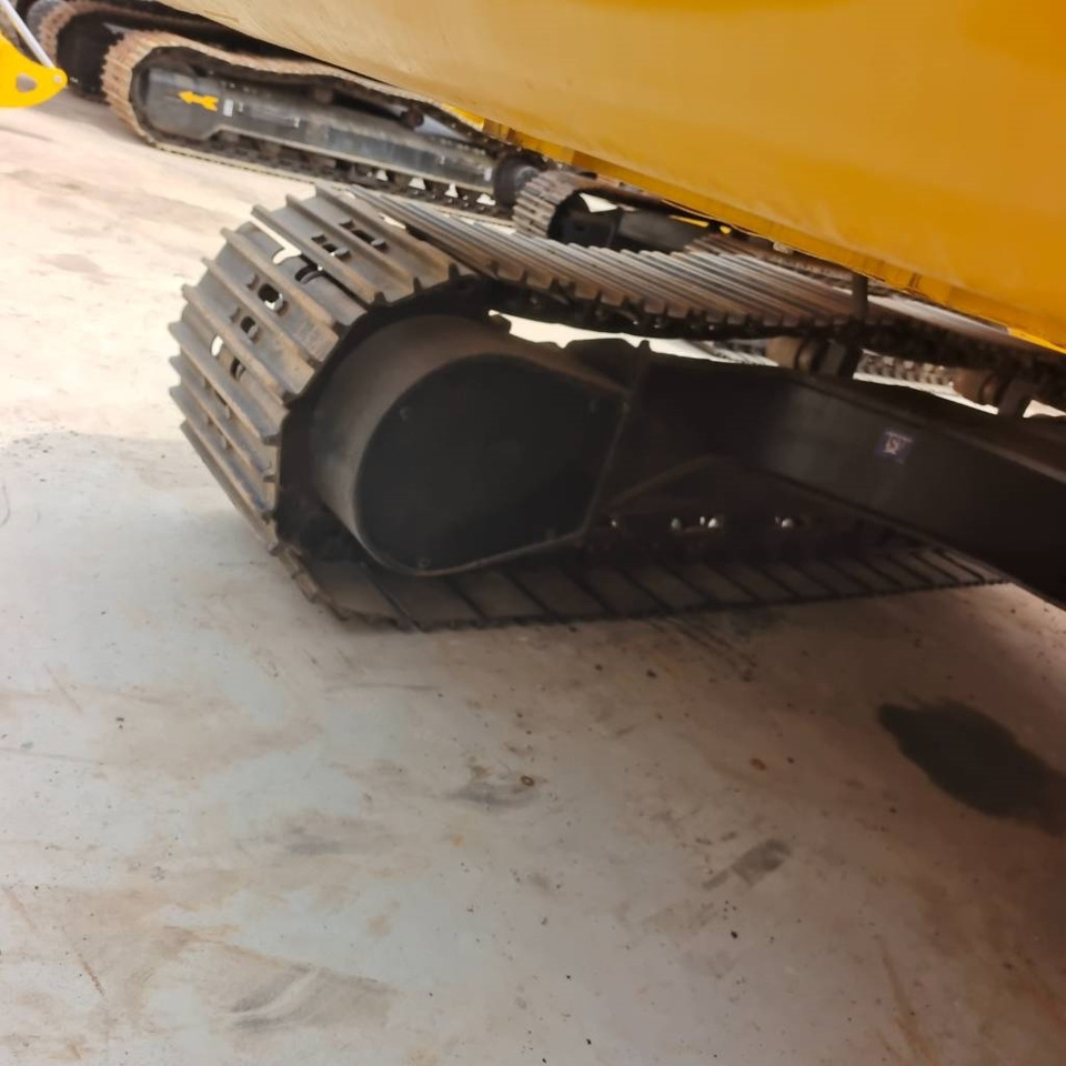 CAT 323 - Pelle sur chenille: photos 4 CAT 323 - Pelle sur chenille: photos 4