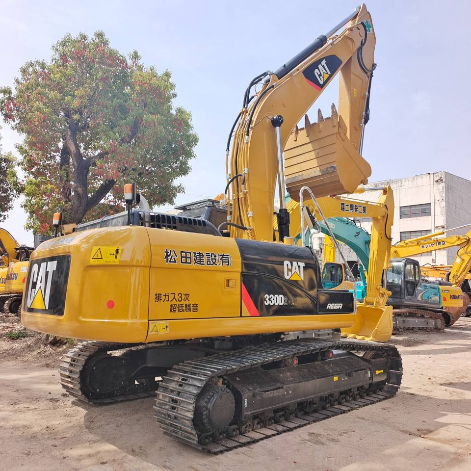 CAT 324 D L - Pelle sur chenille: photos 3 CAT 324 D L - Pelle sur chenille: photos 3
