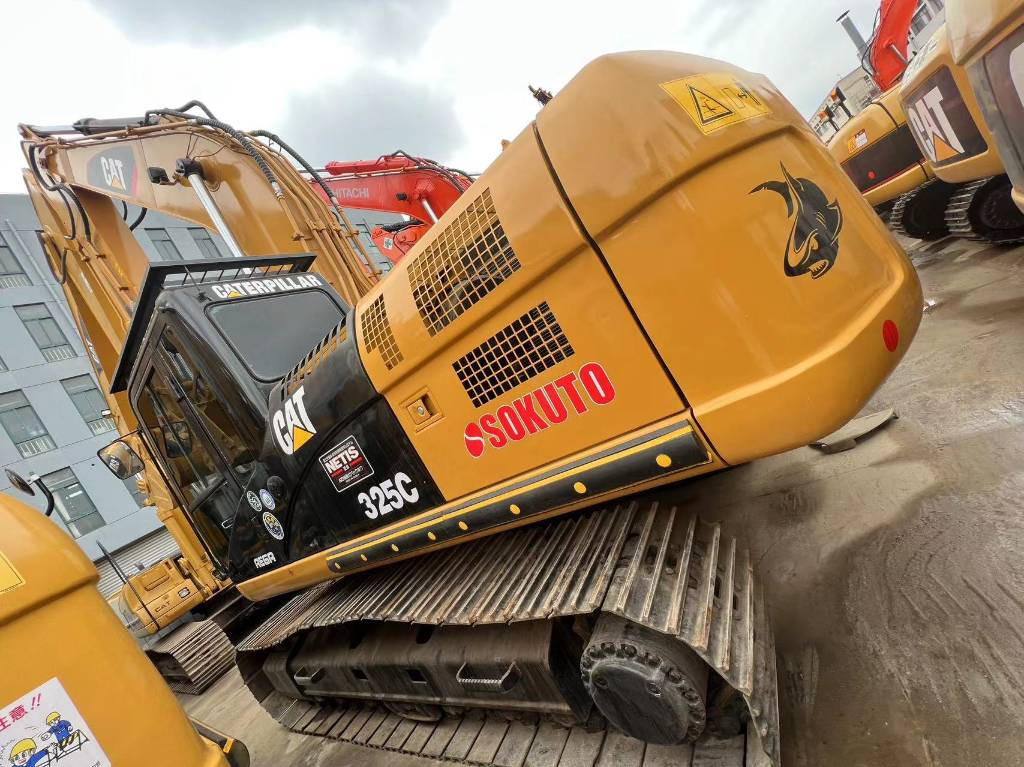 CAT 325 C - Pelle sur chenille: photos 1 CAT 325 C - Pelle sur chenille: photos 1