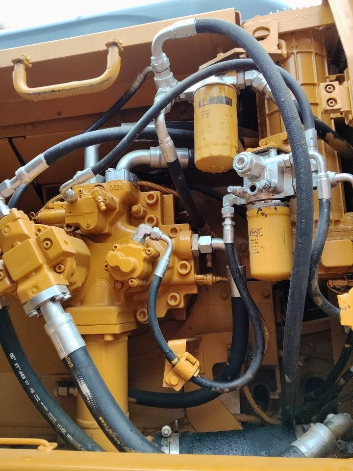 CAT 330 C - Pelle sur chenille: photos 2 CAT 330 C - Pelle sur chenille: photos 2