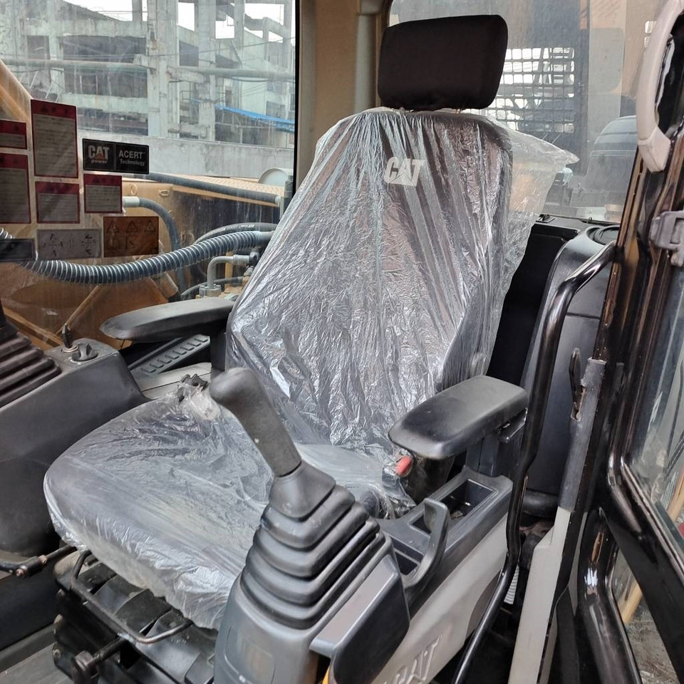 CAT 330 D - Pelle sur chenille: photos 4 CAT 330 D - Pelle sur chenille: photos 4