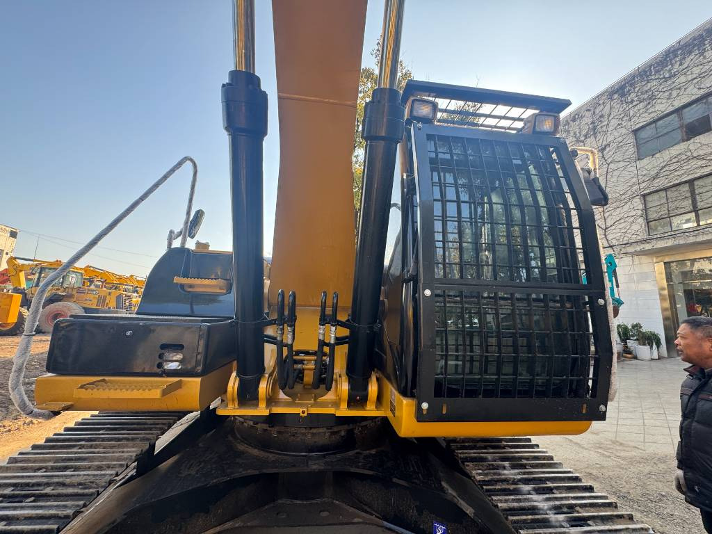 Pelle sur chenille CAT 330 D L: photos 32