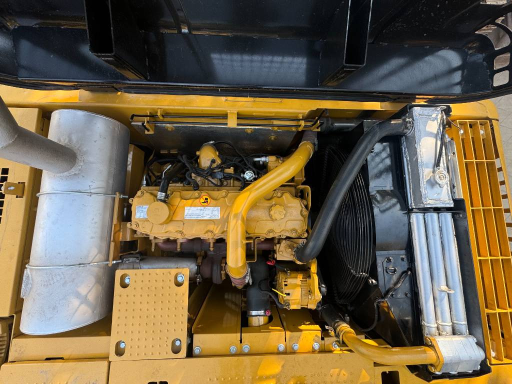Pelle sur chenille CAT 330 D L: photos 26