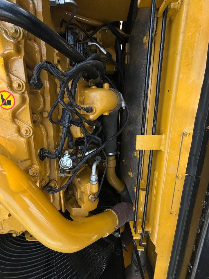 Pelle sur chenille CAT 330 D L: photos 30