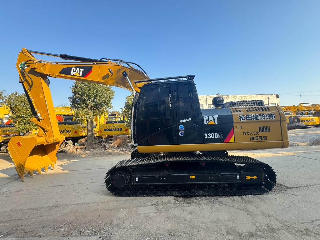 CAT 330D2L - Pelle sur chenille: photos 1 CAT 330D2L - Pelle sur chenille: photos 1