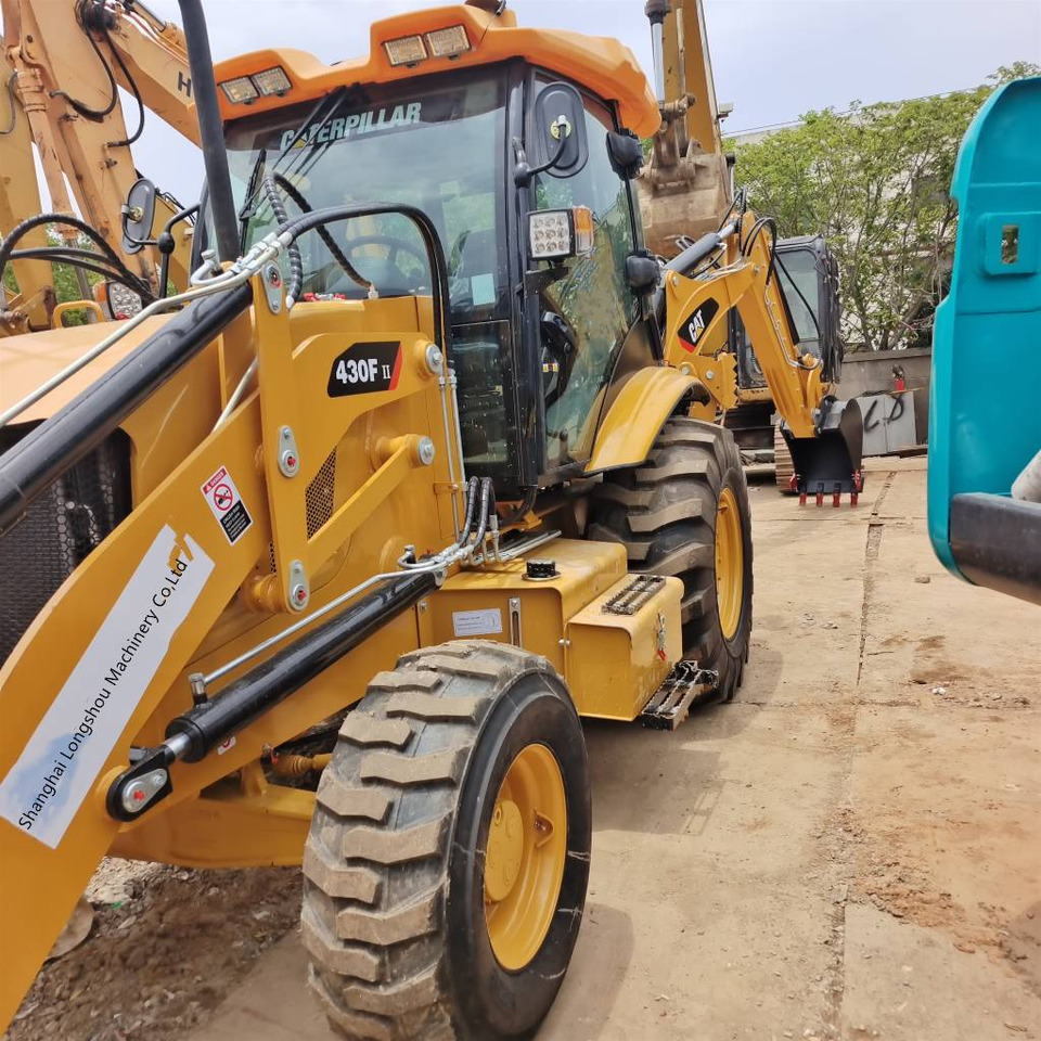 CAT 430 F - Tractopelle: photos 3 CAT 430 F - Tractopelle: photos 3