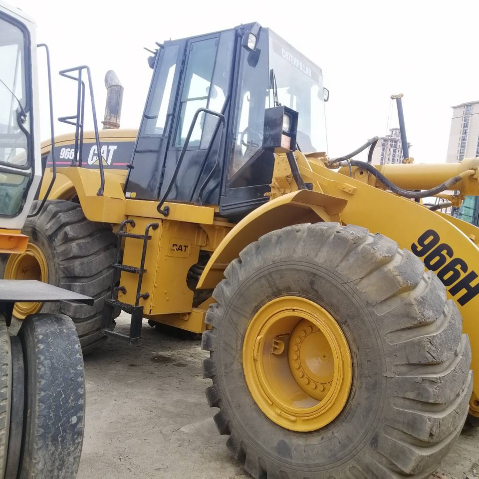 CAT 966 H - Chargeuse sur pneus: photos 3 CAT 966 H - Chargeuse sur pneus: photos 3