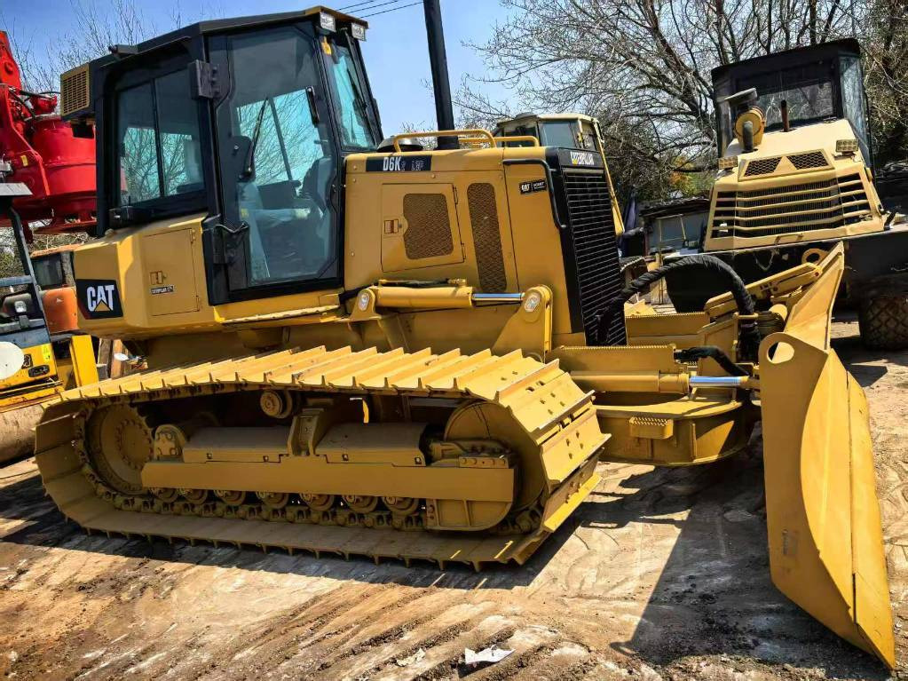 CAT D 6 K XLP - Niveleuse: photos 4 CAT D 6 K XLP - Niveleuse: photos 4