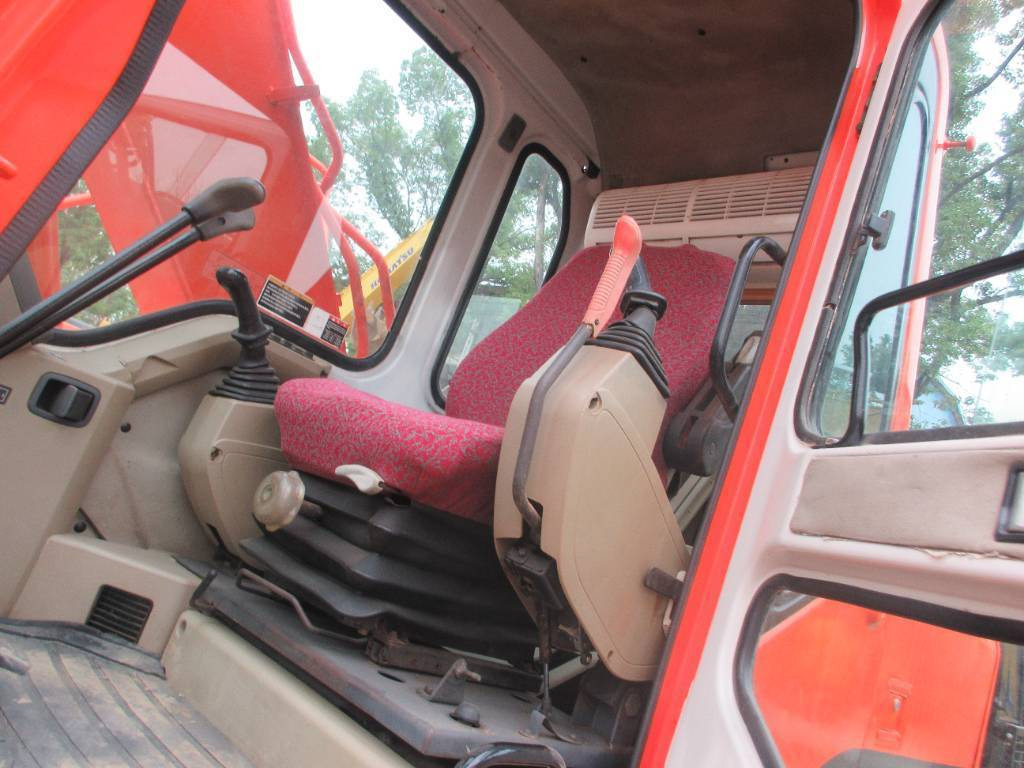 Pelle sur pneus Doosan DH 150 LC-7: photos 16