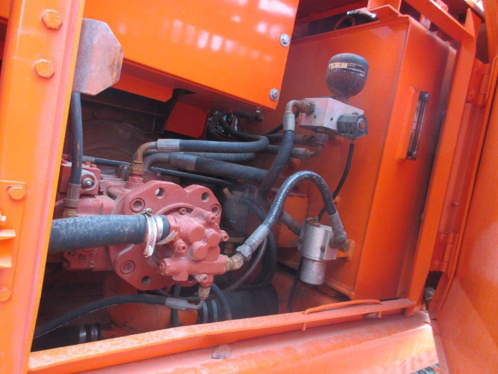 Pelle sur pneus Doosan DH 150 LC-7: photos 11