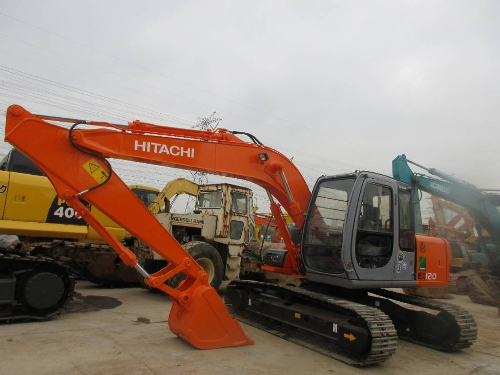 Hitachi EX 120-3 - Pelle sur chenille: photos 2 Hitachi EX 120-3 - Pelle sur chenille: photos 2