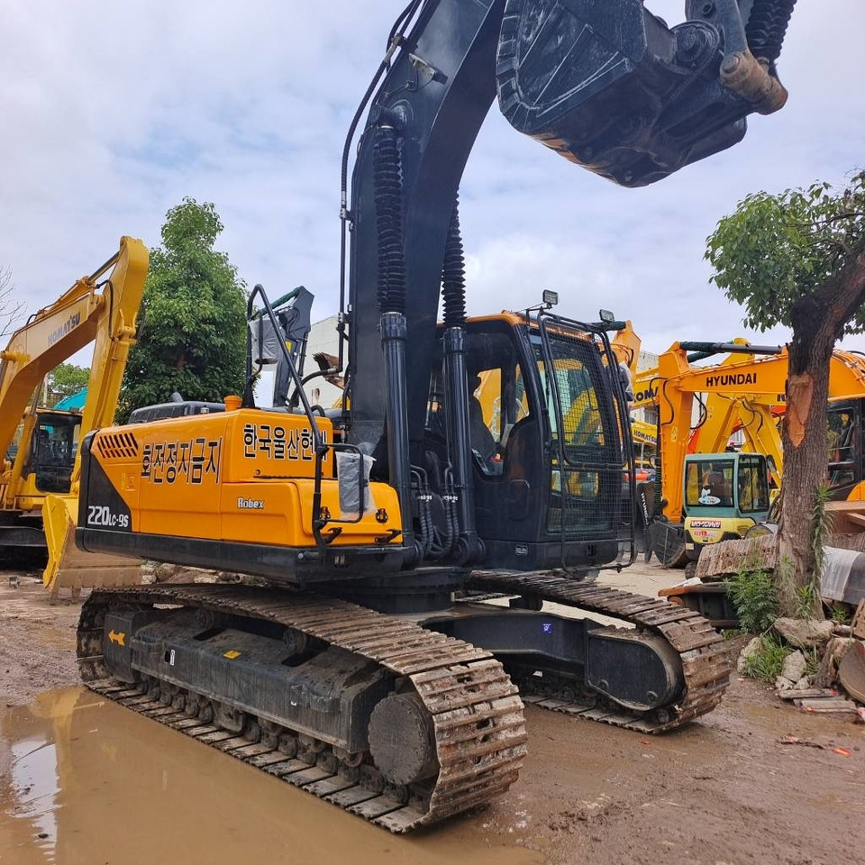 Hyundai 220LC-9S - Pelle sur chenille: photos 3 Hyundai 220LC-9S - Pelle sur chenille: photos 3