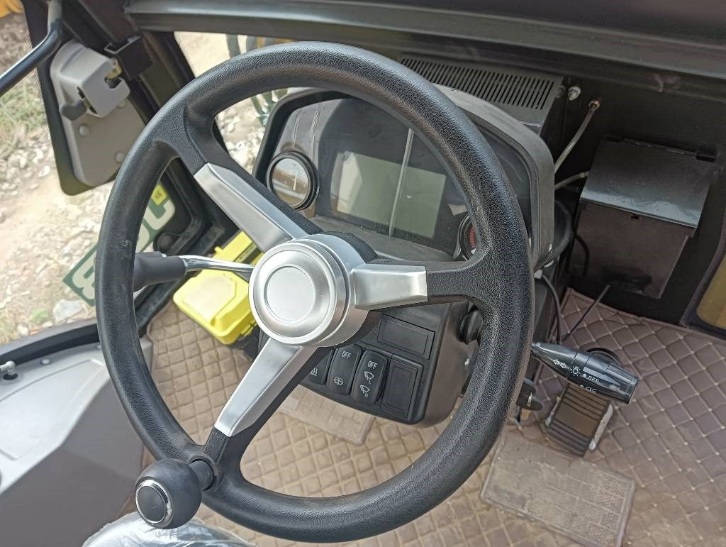 JCB 3 CX Brand new machine - Tractopelle: photos 4 JCB 3 CX Brand new machine - Tractopelle: photos 4