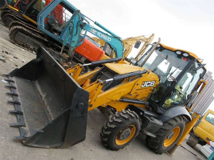 JCB 3 CX - Tractopelle: photos 1 JCB 3 CX - Tractopelle: photos 1