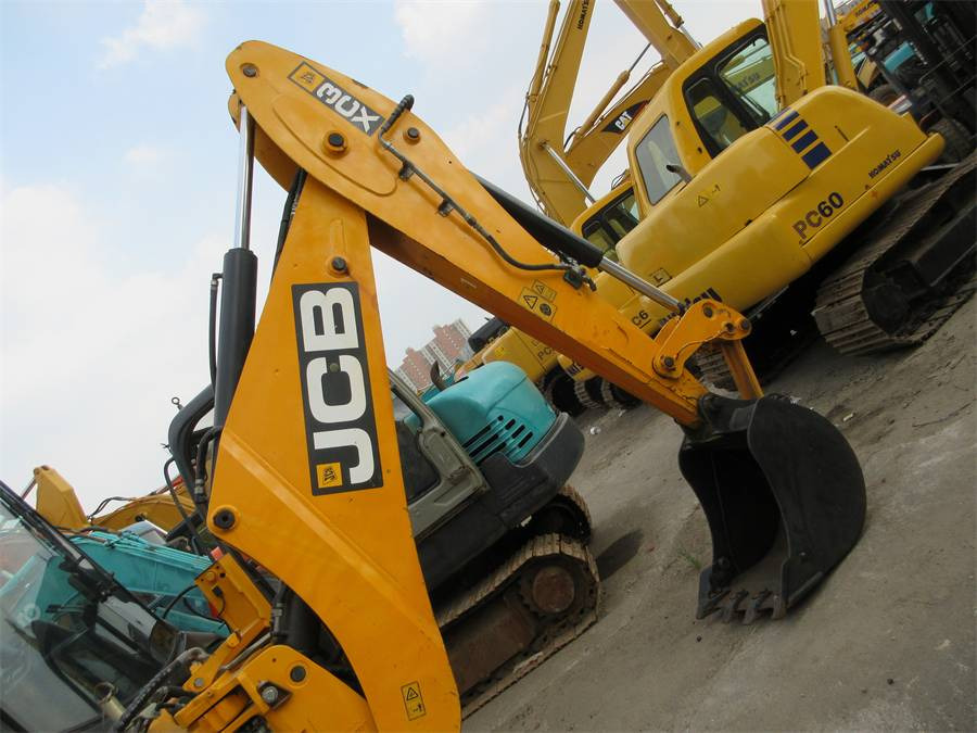 JCB 3 CX - Tractopelle: photos 2 JCB 3 CX - Tractopelle: photos 2