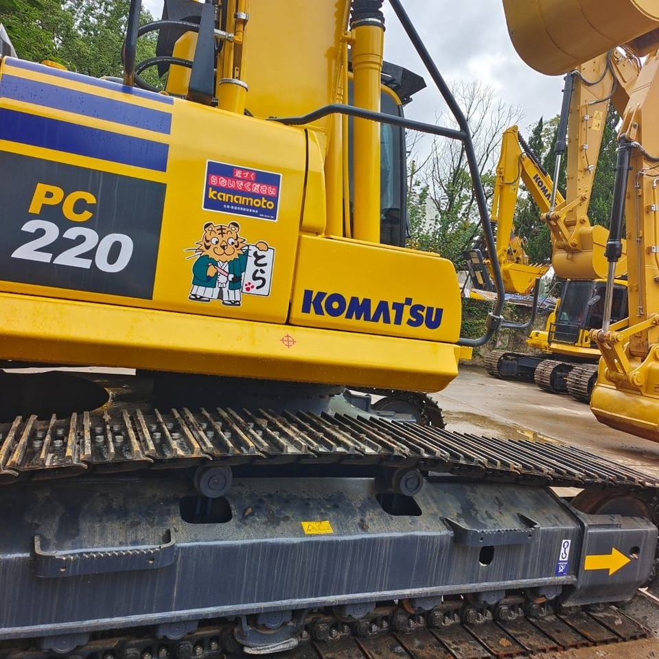 Pelle sur chenille Komatsu PC 220-8: photos 30