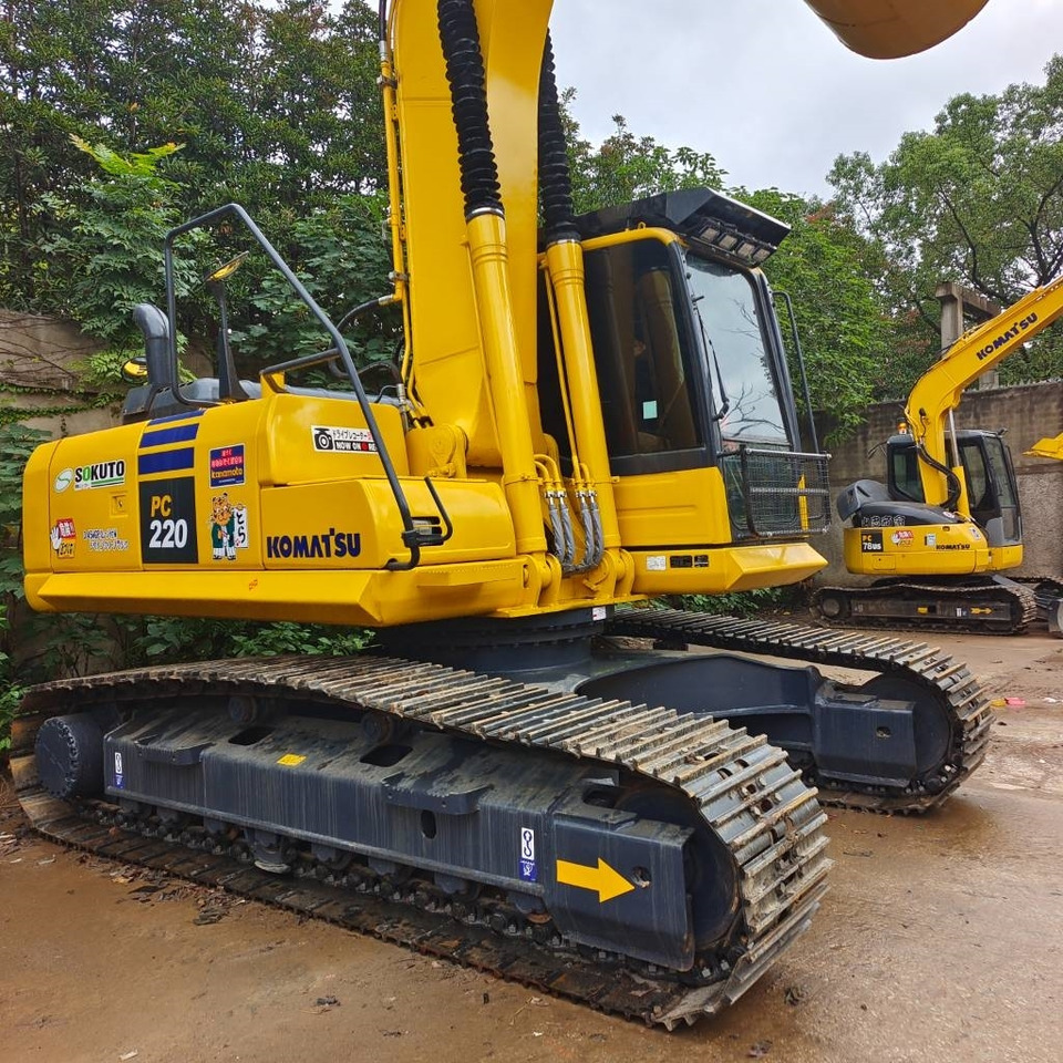 Pelle sur chenille Komatsu PC 220-8: photos 26