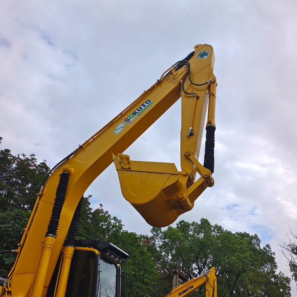 Pelle sur chenille Komatsu PC 220-8: photos 24