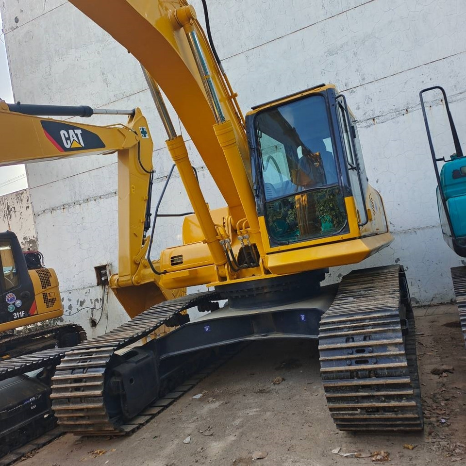 Komatsu PC 300 - Pelle sur chenille: photos 3 Komatsu PC 300 - Pelle sur chenille: photos 3