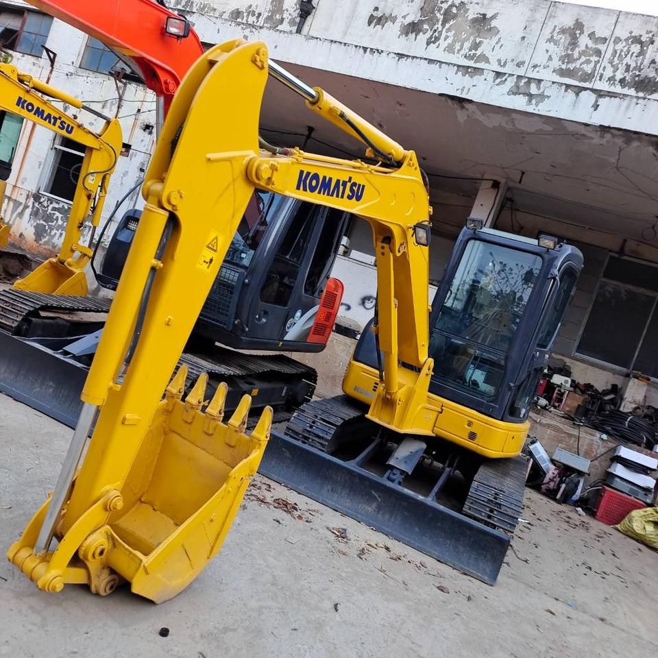 Komatsu PC 55 MR - Mini pelle: photos 2 Komatsu PC 55 MR - Mini pelle: photos 2