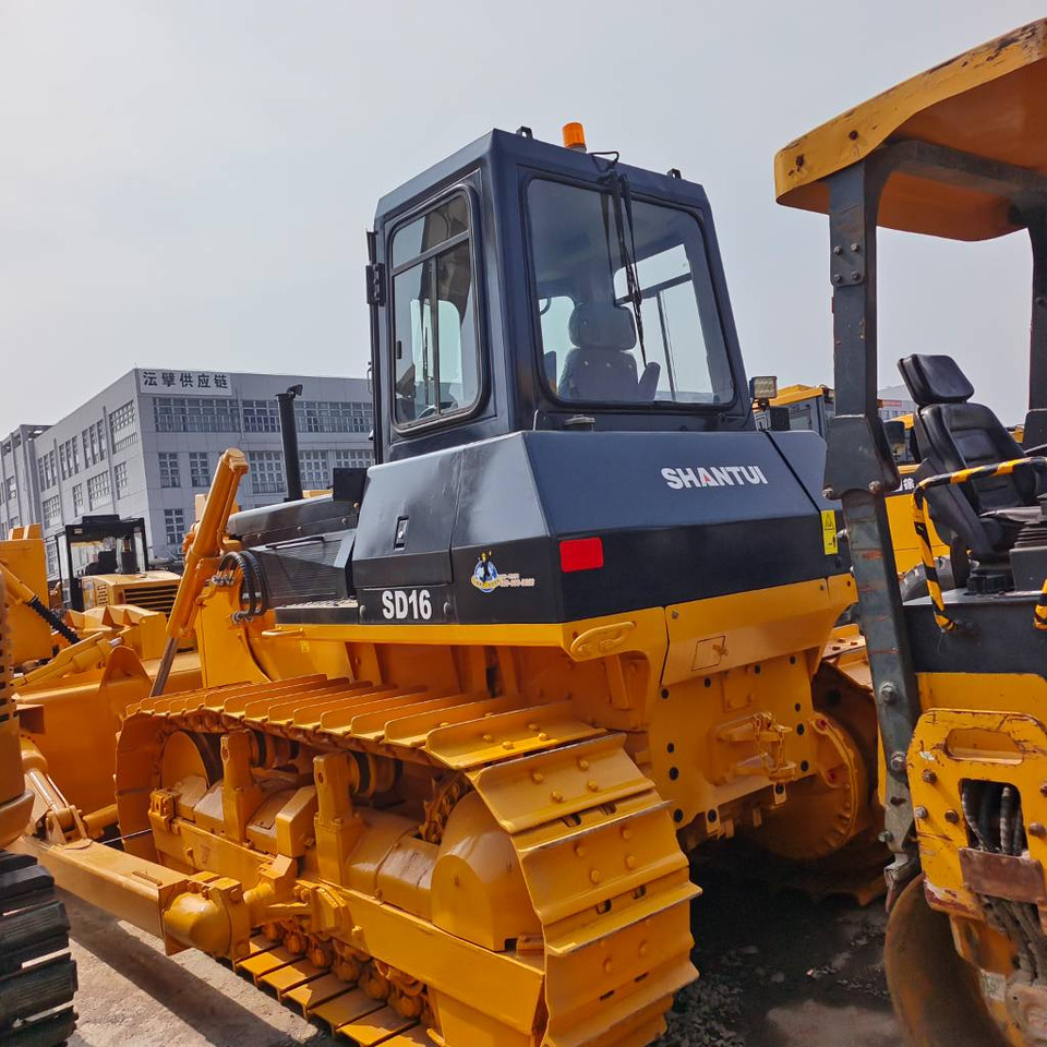 Shantui SD 16 - Bulldozer: photos 2 Shantui SD 16 - Bulldozer: photos 2