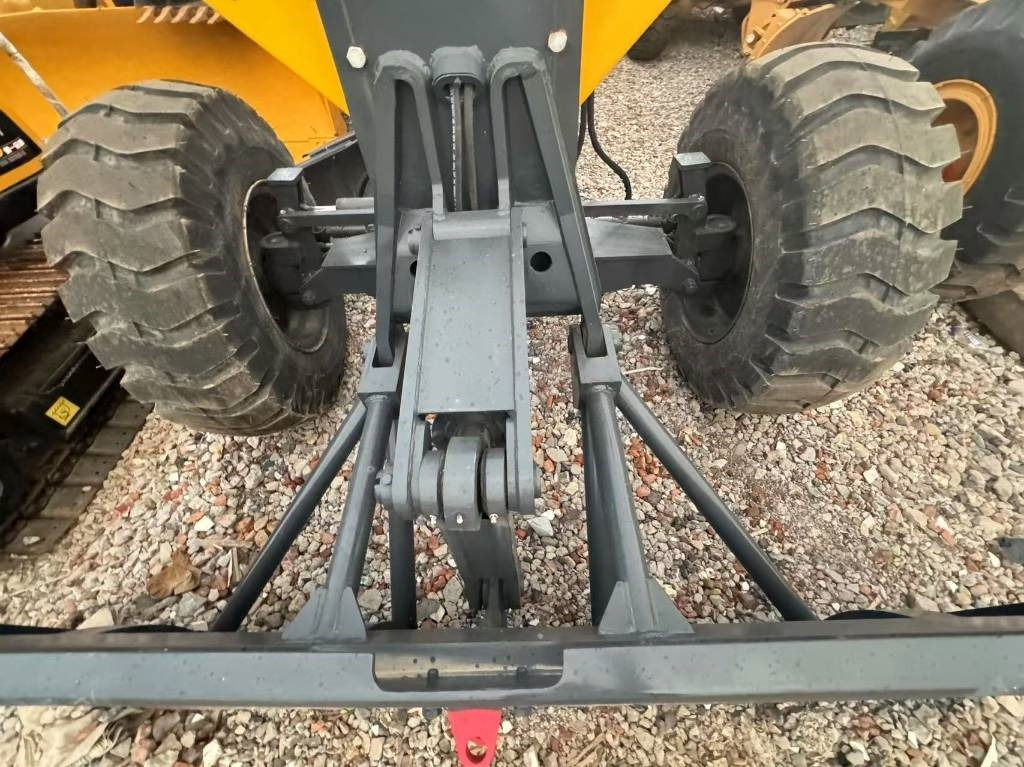 XCMG GR 2153 - Niveleuse: photos 5 XCMG GR 2153 - Niveleuse: photos 5