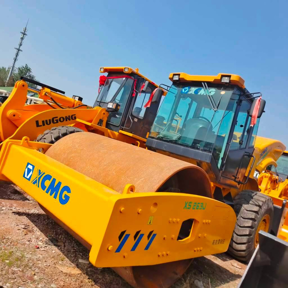 Compacteur à pieds de mouton/ Monocylindre XCMG XS263J: photos 1