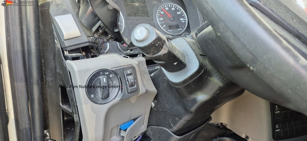 MAN TGL 8.160 4x2 Brotkoffer mit Kühlfach nicht fahrbereit ! nicht rollfähig - Véhicule utilitaire frigorifique: photos 2 MAN TGL 8.160 4x2 Brotkoffer mit Kühlfach nicht fahrbereit ! nicht rollfähig - Véhicule utilitaire frigorifique: photos 2