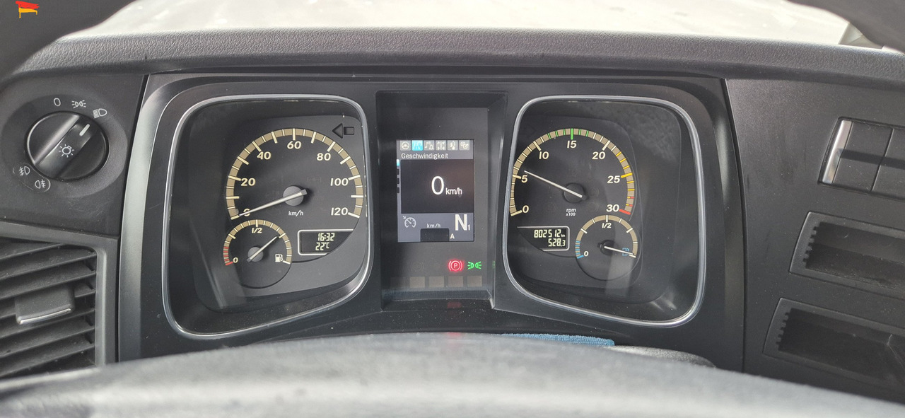 Camion frigorifique Mercedes-Benz 1830L Thermoking UT1200: photos 14