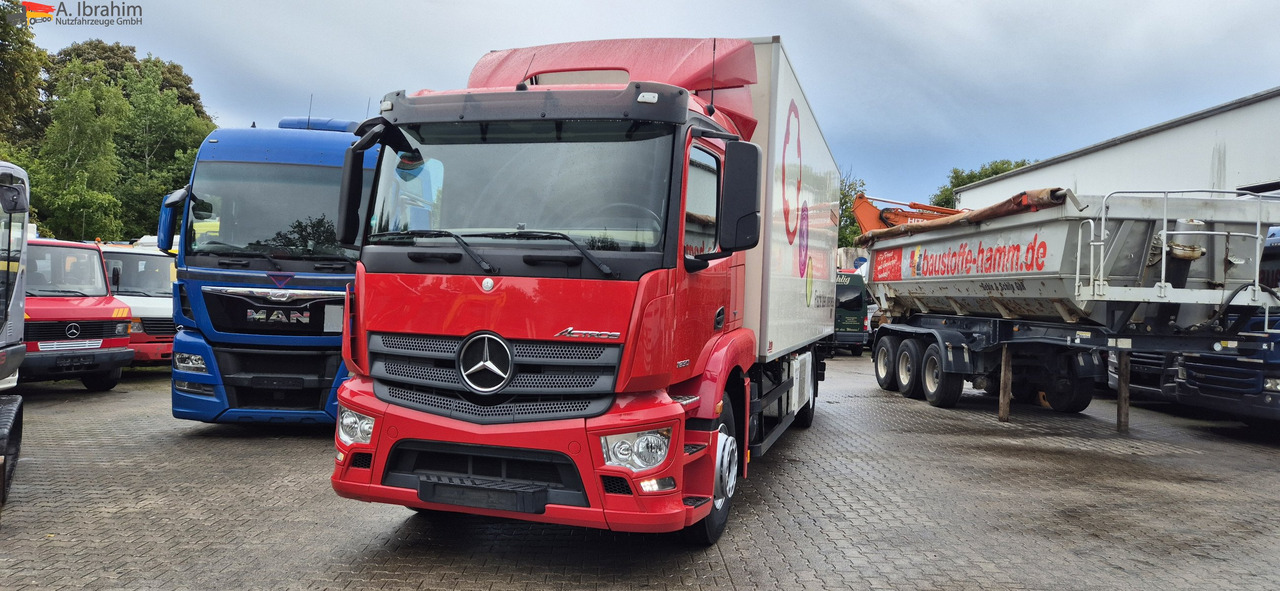 Camion frigorifique Mercedes-Benz 1830L Thermoking UT1200: photos 8