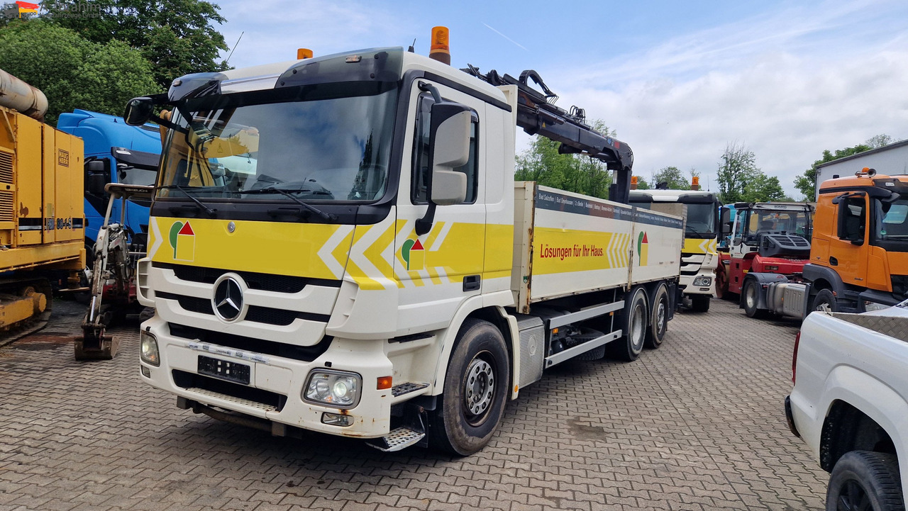Mercedes-Benz 2541L Baustoff mit HIAB 122, Palettengabel Lift-Lenkachse, mp3 - Camion grue, Camion plateau: photos 1 Mercedes-Benz 2541L Baustoff mit HIAB 122, Palettengabel Lift-Lenkachse, mp3 - Camion grue, Camion plateau: photos 1