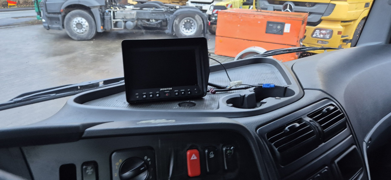 Mercedes-Benz 818L LBW, Luftfederung - Fourgon: photos 2 Mercedes-Benz 818L LBW, Luftfederung - Fourgon: photos 2