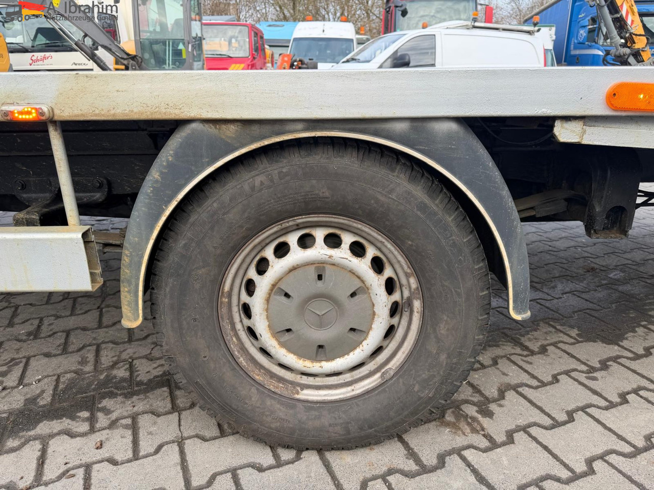 Mercedes-Benz Sprinter 311 CDI 3 Pedals | 6 Gänge | deutsches Fahrzeug - Remorqueuse: photos 5 Mercedes-Benz Sprinter 311 CDI 3 Pedals | 6 Gänge | deutsches Fahrzeug - Remorqueuse: photos 5