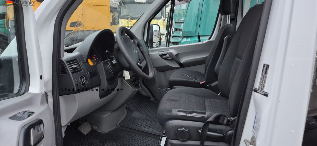 Mercedes-Benz Sprinter DB 319 CDI Automatik, Tempomat, ATM bei 290 tkm - Remorqueuse: photos 2 Mercedes-Benz Sprinter DB 319 CDI Automatik, Tempomat, ATM bei 290 tkm - Remorqueuse: photos 2