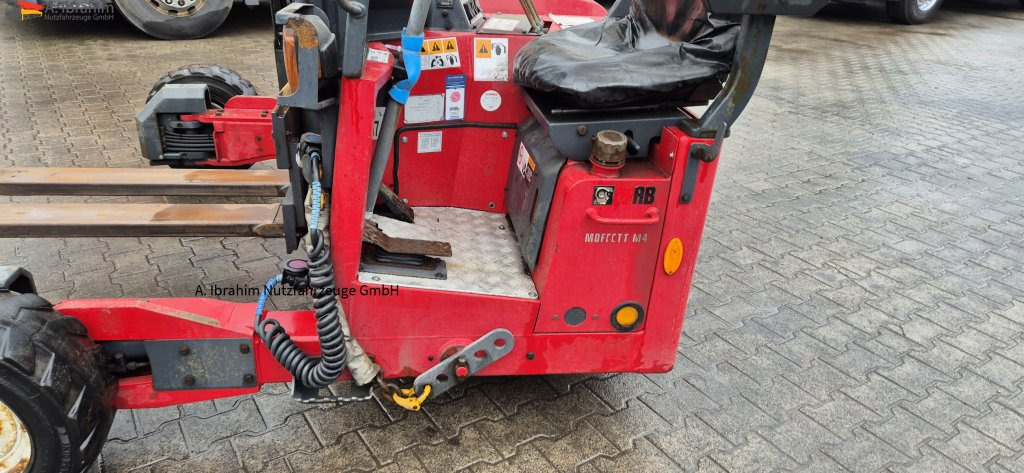 Moffett 4 Wege Stapler 20.4 einsatzbereit 3 Stck. vorhanden - Chariot élévateur: photos 5 Moffett 4 Wege Stapler 20.4 einsatzbereit 3 Stck. vorhanden - Chariot élévateur: photos 5