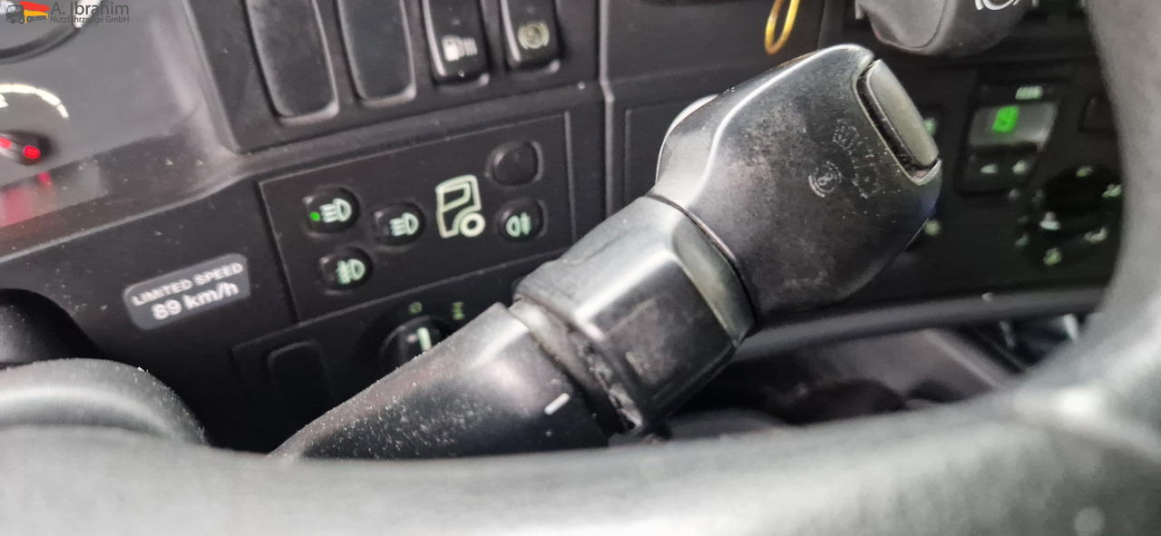 Scania R410 Retarder, Klima, Standklima Top Zustand!! - Camion à rideaux coulissants: photos 2 Scania R410 Retarder, Klima, Standklima Top Zustand!! - Camion à rideaux coulissants: photos 2