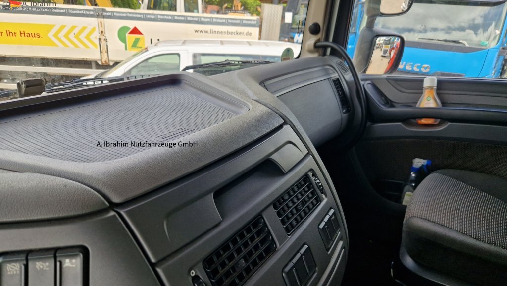 Daf XF460 Superspacecab, 2x Tank, Retarder - Tracteur routier: photos 4 Daf XF460 Superspacecab, 2x Tank, Retarder - Tracteur routier: photos 4