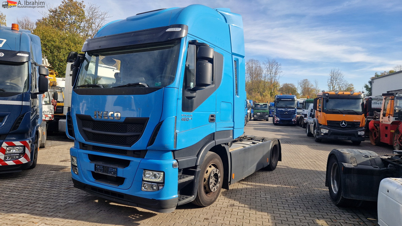 Iveco Stralis 460 Vollspoiler 3x vorhanden - Tracteur routier: photos 1 Iveco Stralis 460 Vollspoiler 3x vorhanden - Tracteur routier: photos 1