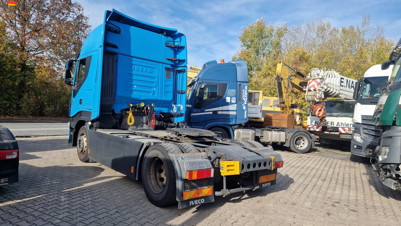 Iveco Stralis 460 Vollspoiler 3x vorhanden - Tracteur routier: photos 2 Iveco Stralis 460 Vollspoiler 3x vorhanden - Tracteur routier: photos 2