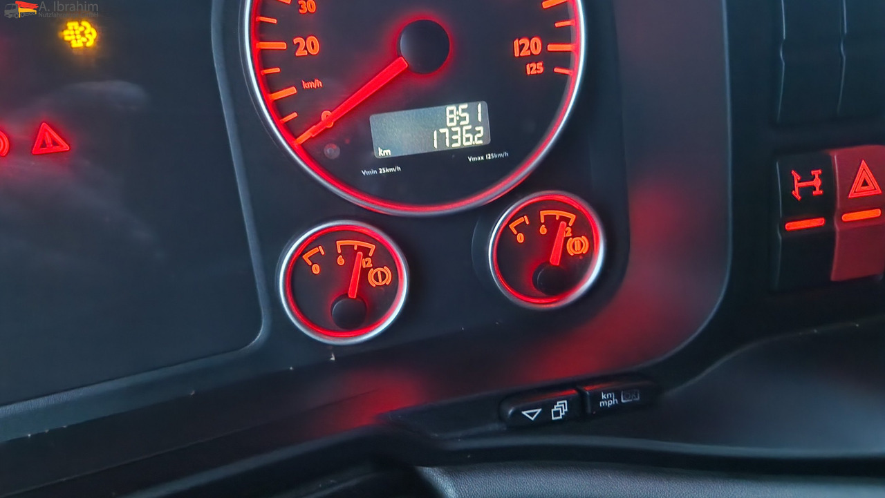 MAN 18.480 TGX XLX Retarder 2x Tank deutsches Fahrzeug - Tracteur routier: photos 4 MAN 18.480 TGX XLX Retarder 2x Tank deutsches Fahrzeug - Tracteur routier: photos 4