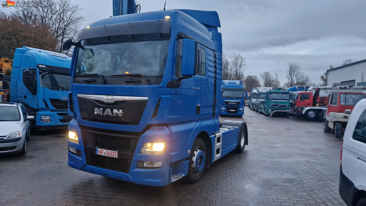 MAN 18.480 TGX XLX Retarder 2x Tank deutsches Fahrzeug - Tracteur routier: photos 1 MAN 18.480 TGX XLX Retarder 2x Tank deutsches Fahrzeug - Tracteur routier: photos 1