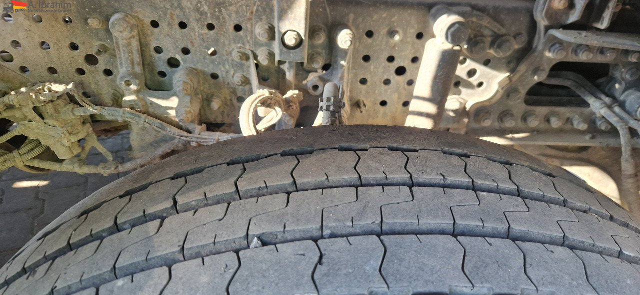 Mercedes-Benz 1840 Actros, 3x vorhanden, identisch - Tracteur routier: photos 3 Mercedes-Benz 1840 Actros, 3x vorhanden, identisch - Tracteur routier: photos 3