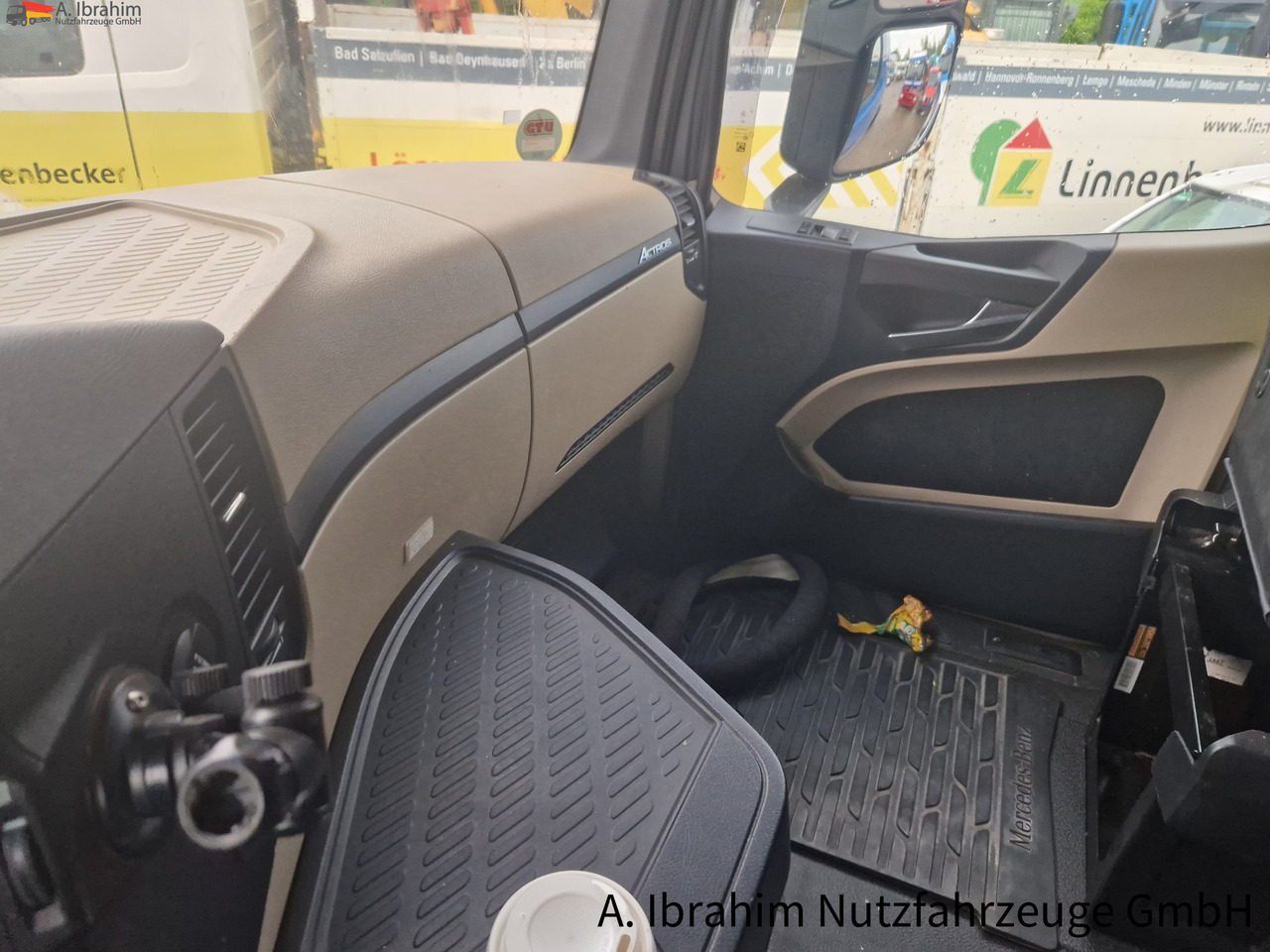 Mercedes-Benz 1845 Retarder Klima, Kühlschrank deutsches Fahrzeug - Tracteur routier: photos 5 Mercedes-Benz 1845 Retarder Klima, Kühlschrank deutsches Fahrzeug - Tracteur routier: photos 5