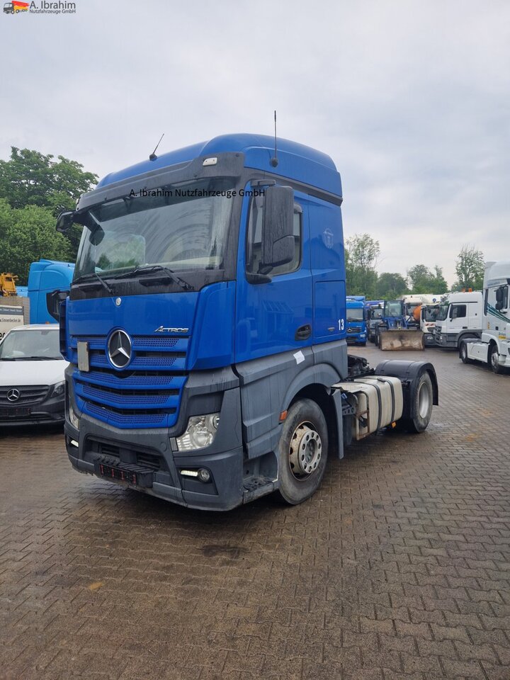 Mercedes-Benz 1845 Retarder Klima, Kühlschrank deutsches Fahrzeug - Tracteur routier: photos 1 Mercedes-Benz 1845 Retarder Klima, Kühlschrank deutsches Fahrzeug - Tracteur routier: photos 1