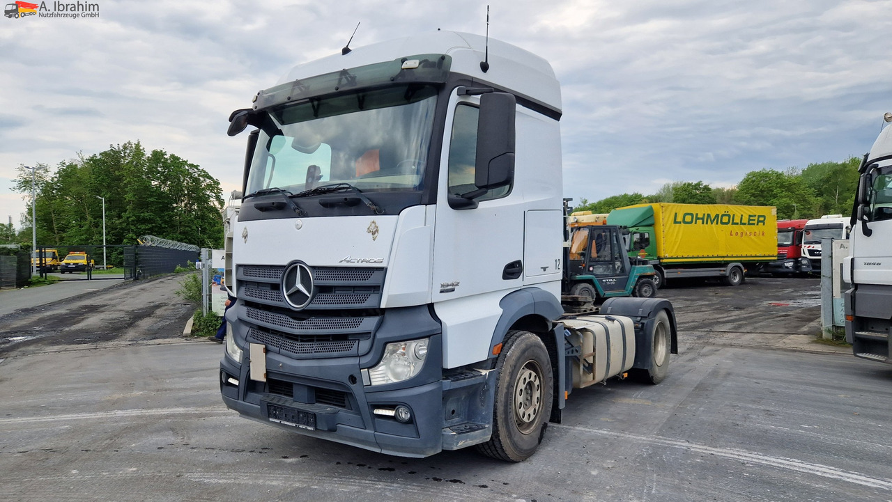 Mercedes-Benz DB 1842, Kipphydraulik - Tracteur routier: photos 1 Mercedes-Benz DB 1842, Kipphydraulik - Tracteur routier: photos 1